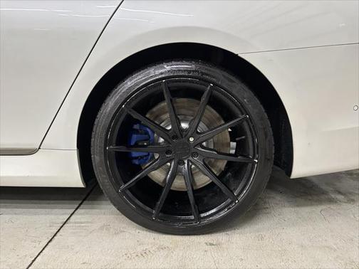 2018 BMW M760 xDrive