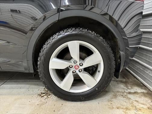 2018 Jaguar E-PACE R-Dynamic SE