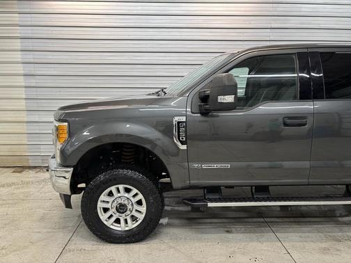 2017 Ford F-250 XLT