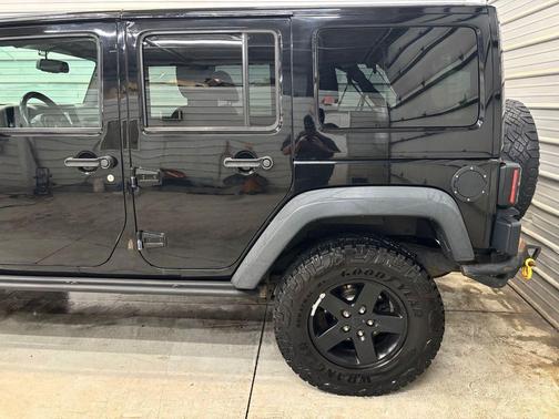 Black Clearcoat 2016 Jeep Wrangler Unlimited Sport