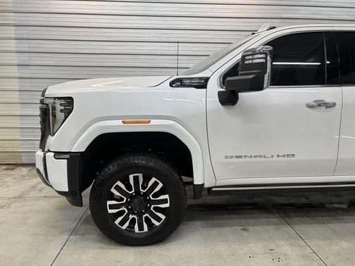2024 GMC Sierra 3500 Denali