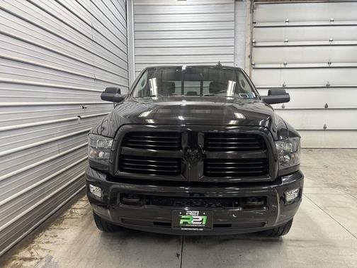 2017 RAM 2500 Big Horn Crew Cab 4x4 6'4' Box