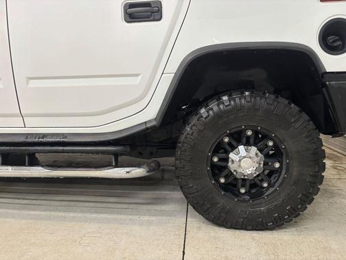 2006 Hummer H2 Base