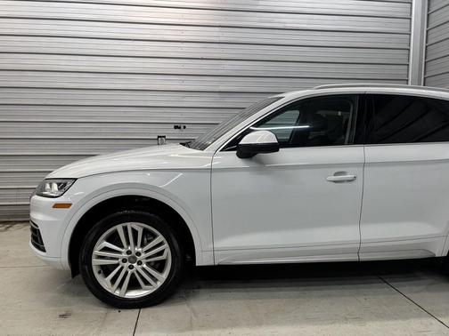 2019 Audi Q5 2.0T Premium Plus
