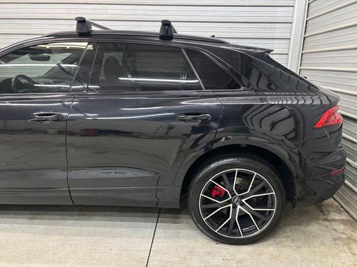 Orca Black Metallic 2021 Audi Q8 55 Premium Plus