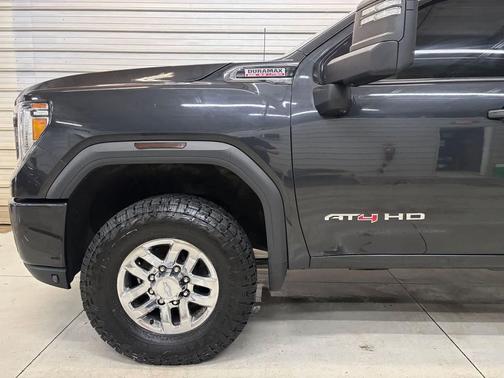 Carbon Black Metallic 2020 GMC Sierra 2500 AT4