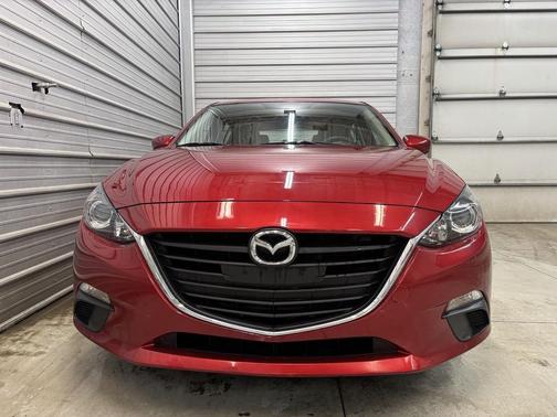 2015 Mazda Mazda3 i Sport