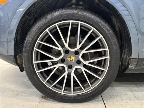 2019 Porsche Cayenne Base