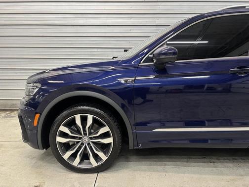 2021 Volkswagen Tiguan 2.0T SEL R-Line 4MOTION