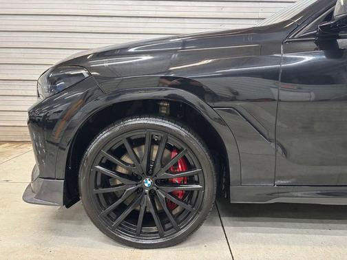 Black Sapphire Metallic 2021 BMW X6 M50i