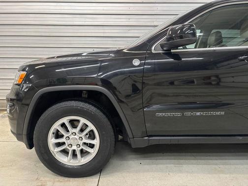 2020 Jeep Grand Cherokee Laredo