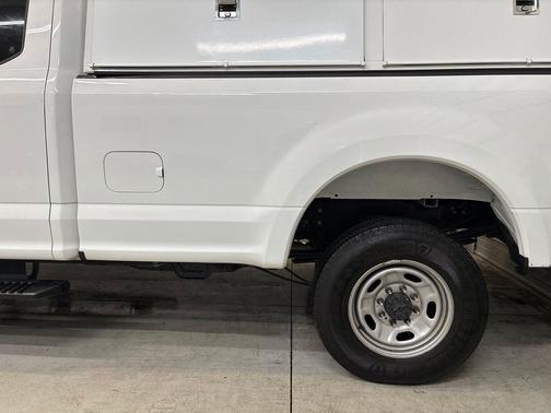 Oxford White 2017 Ford F-250 XL