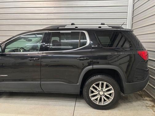 Ebony Twilight Metallic 2018 GMC Acadia SLE-2