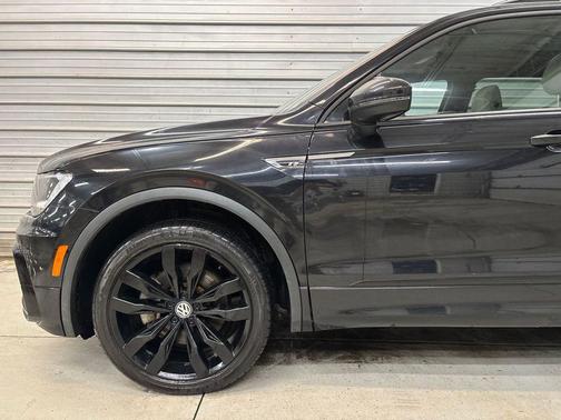2021 Volkswagen Tiguan 2.0T SE R-Line Black 4MOTION