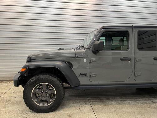 2020 Jeep Gladiator Sport S