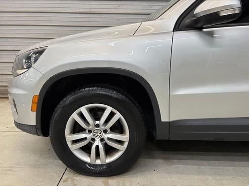 Reflex Silver Metallic 2013 Volkswagen Tiguan S