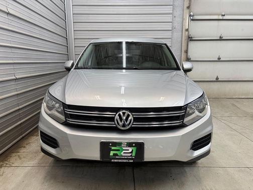 Reflex Silver Metallic 2013 Volkswagen Tiguan S