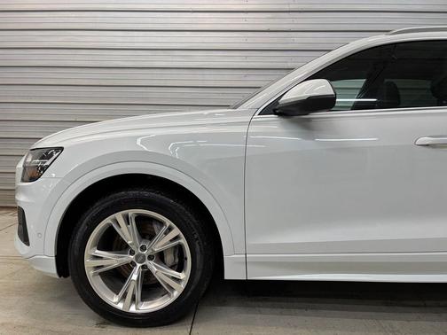 2019 Audi Q8 3.0T Premium Plus
