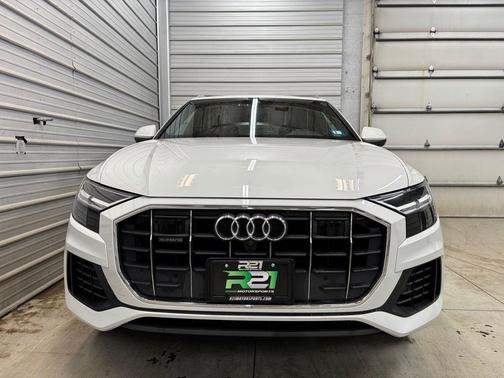 2019 Audi Q8 3.0T Premium Plus
