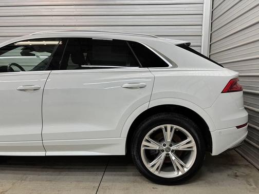Carrara White 2019 Audi Q8 3.0T Premium Plus