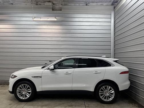 2019 Jaguar F-PACE 25t Prestige