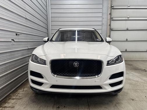 2019 Jaguar F-PACE 25t Prestige