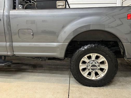 Gray Metallic 2022 Ford F-250 XLT