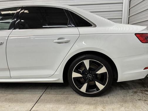 2017 Audi A4 2.0T Premium Plus