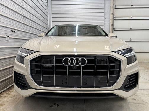 2020 Audi Q8 55 Premium Plus