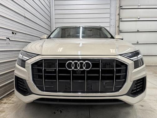 2020 Audi Q8 55 Premium Plus