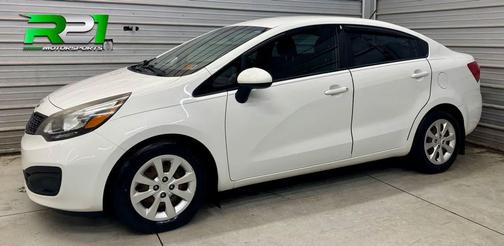 Clear White 2014 Kia Rio LX