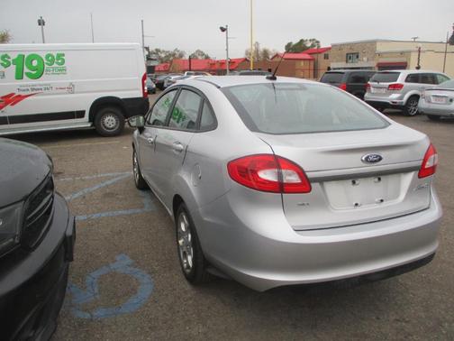 2011 Ford Fiesta SEL