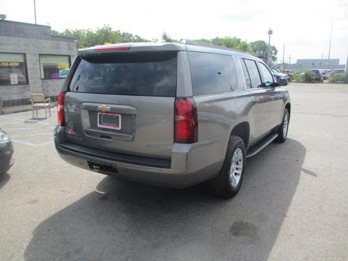 2019 Chevrolet Suburban LT