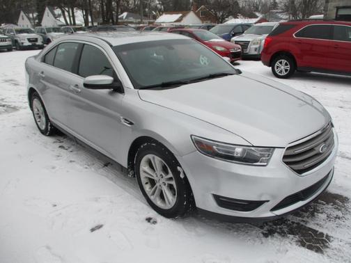 2016 Ford Taurus SEL