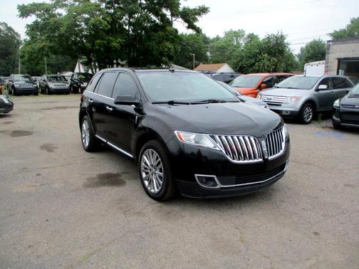 2011 Lincoln MKX Base