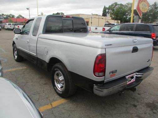 2001 Ford F-150 Lariat SuperCab