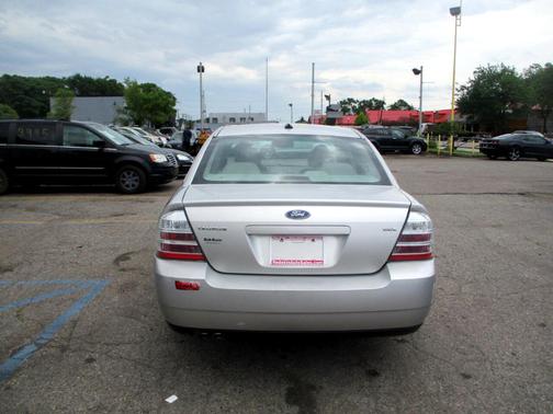 2008 Ford Taurus SEL