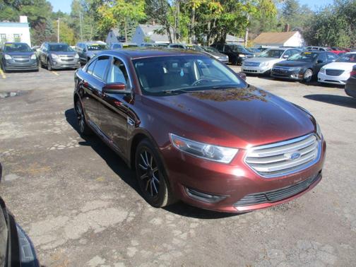 2016 Ford Taurus SEL