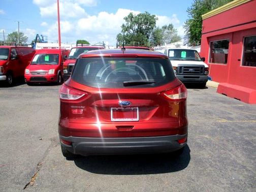 2016 Ford Escape S