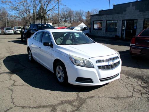 2013 Chevrolet Malibu 1LS