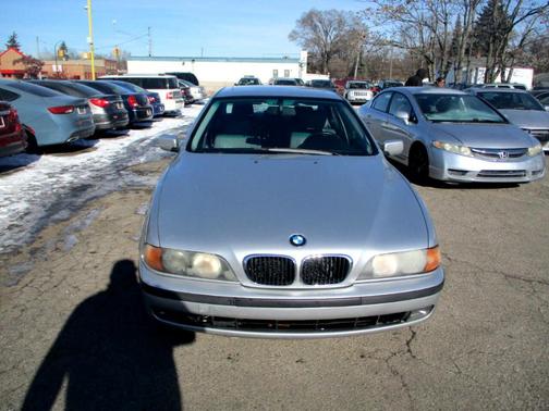 1999 BMW 528 i