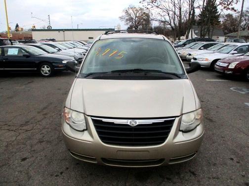 2007 Chrysler Town & Country Touring