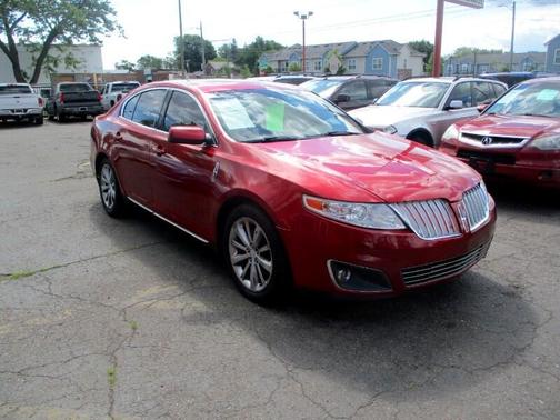 2010 Lincoln MKS Base