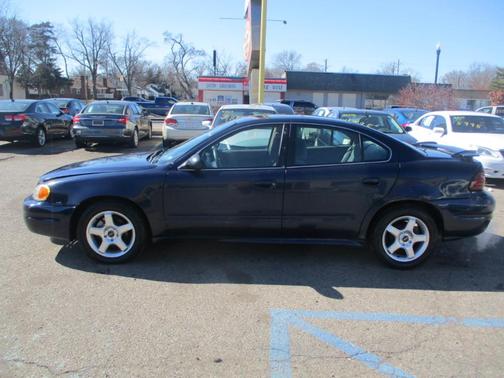 2004 Pontiac Grand Am SE1