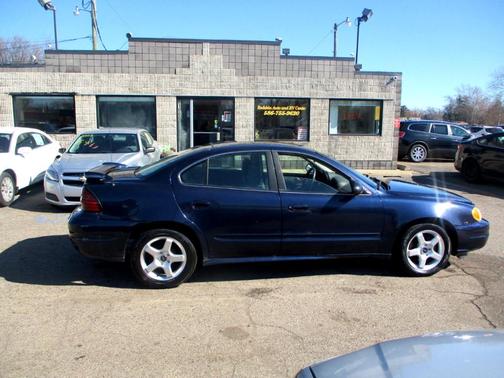 2004 Pontiac Grand Am SE1