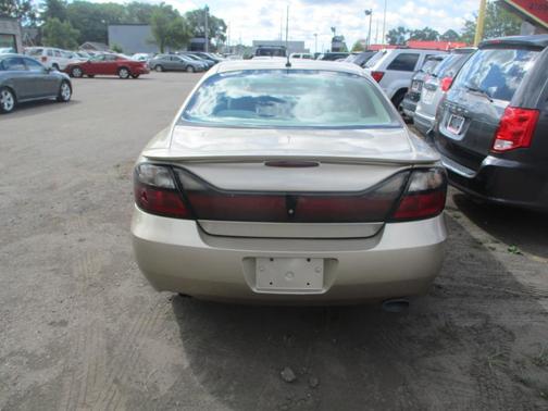 2005 Pontiac Bonneville SLE