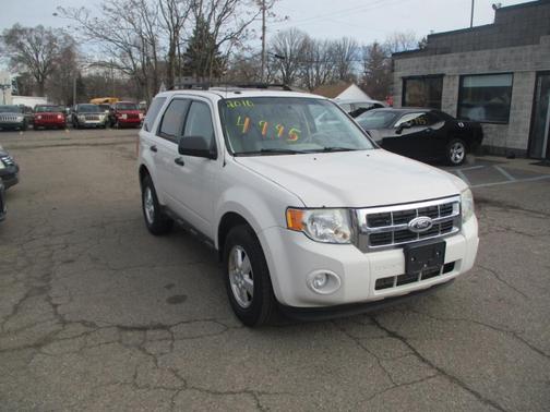 2010 Ford Escape XLT