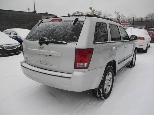 2007 Jeep Grand Cherokee Laredo