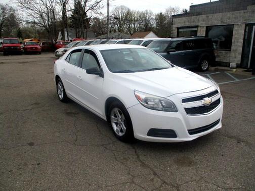 2013 Chevrolet Malibu 1LS