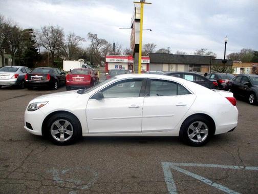 2013 Chevrolet Malibu 1LS